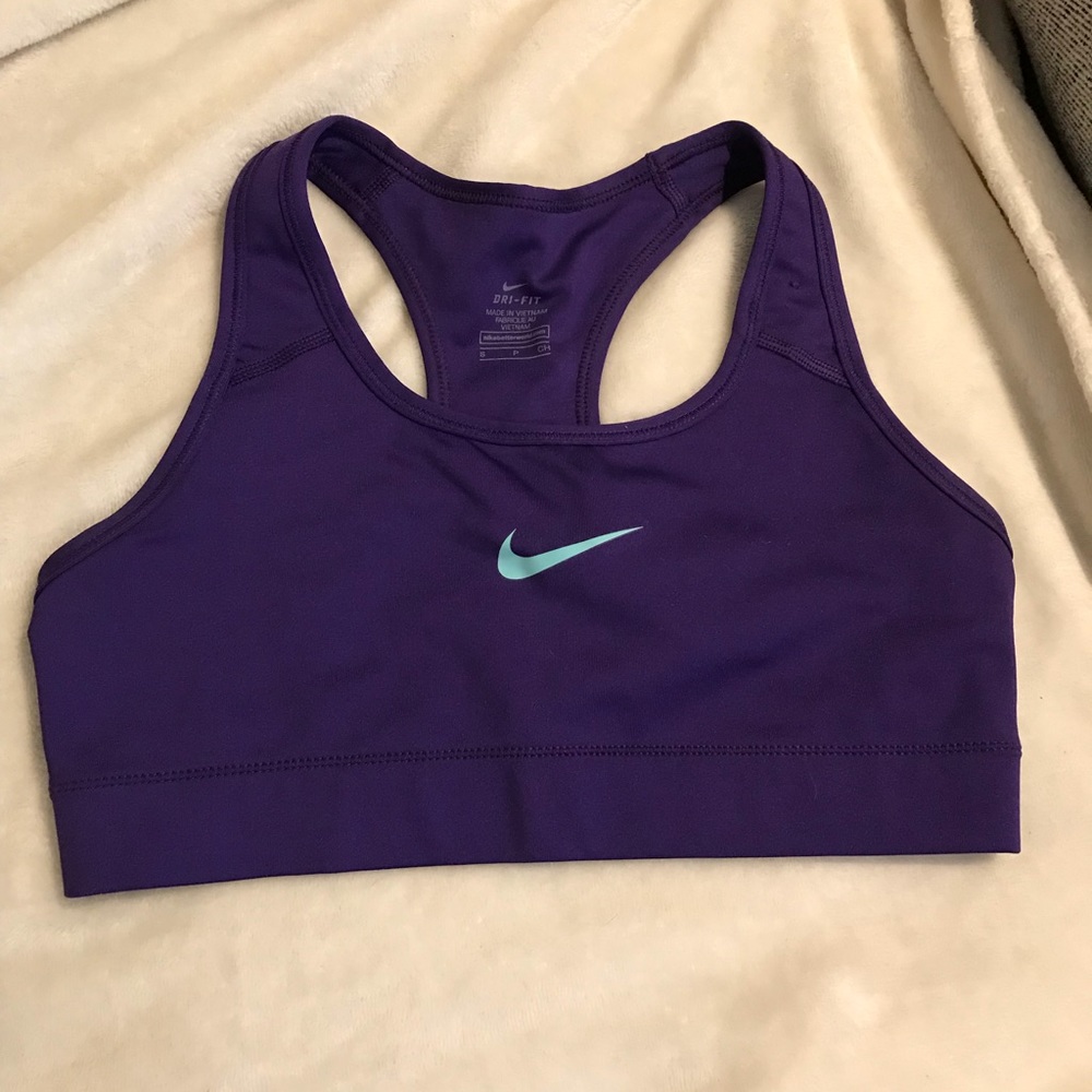 Small Nike Sportsbra